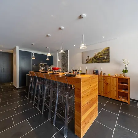 Le Bouquetin L Ski-out L Sauna Apartamento *