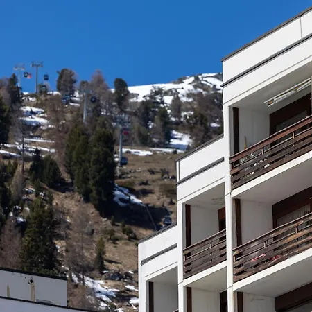 Apartament Le Bouquetin L Ski-out L Sauna